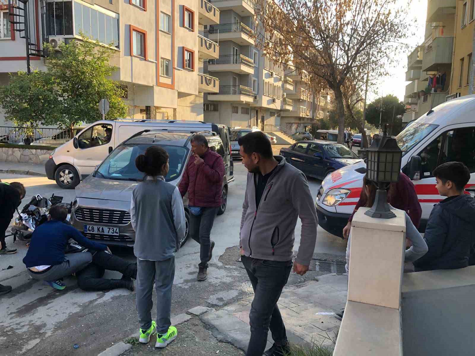 Muğla’nın Milas ilçesinde ticari araç ile çarpışan motosikletin sürücüsü yaralandı.