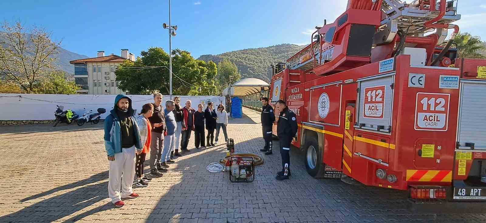 Muğla Büyükşehir Belediyesi, afetlere müdahale kapasitesini artırmak ve toplumsal farkındalığı
