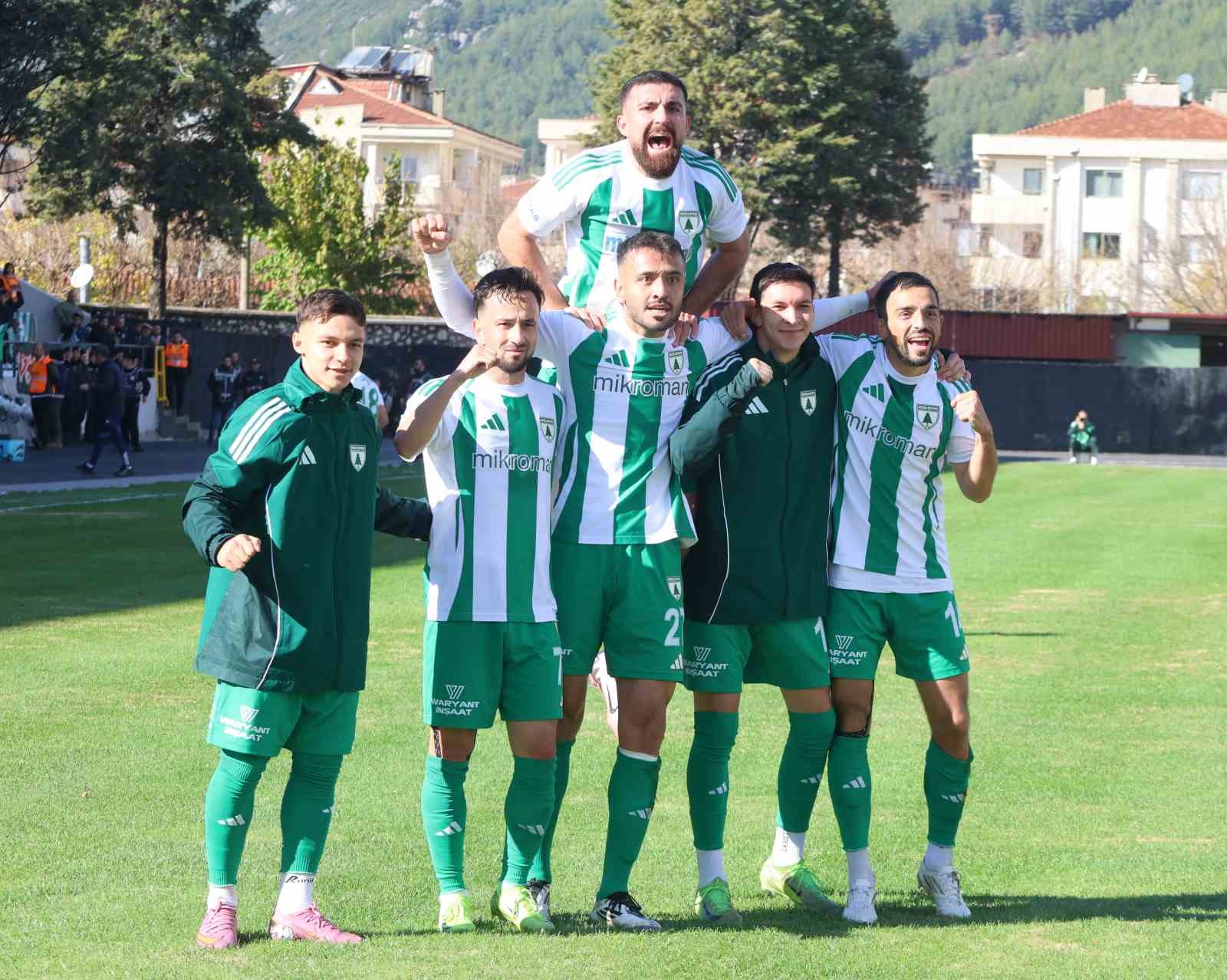 TFF 2. Lig A grubunda haftanın önemli maçında grup lideri