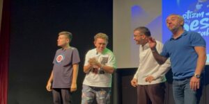 Otizmli bireylerin spor eğitiminden kazandıkları becerileri sahne sanatlarıyla buluşturan "Otizm