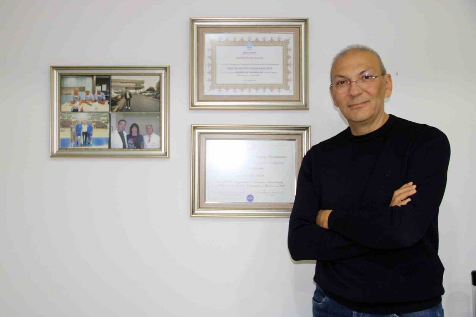 Ortopedi ve Travmatoloji Uzmanı Prof. Dr. Mustafa Nazım Karalezli, kas