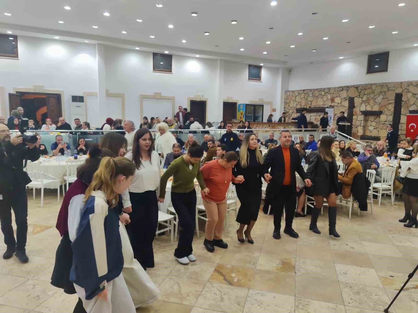 Bodrum Hamsi Festivali, düzenlenen Karadeniz Gecesi ile başladı. Festival, 18