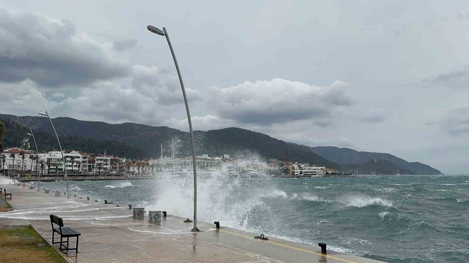Meteoroloji 4. Bölge Müdürlüğü’nün Muğla ve kıyıları için yaptığı fırtına