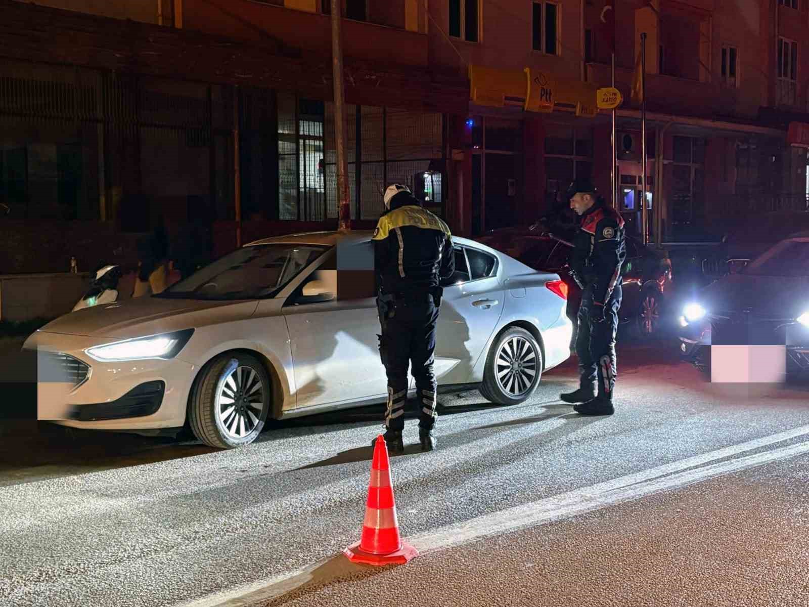 Muğla İl Emniyet Müdürlüğü ekipleri tarafından aranan şahıslara yönelik yapılan