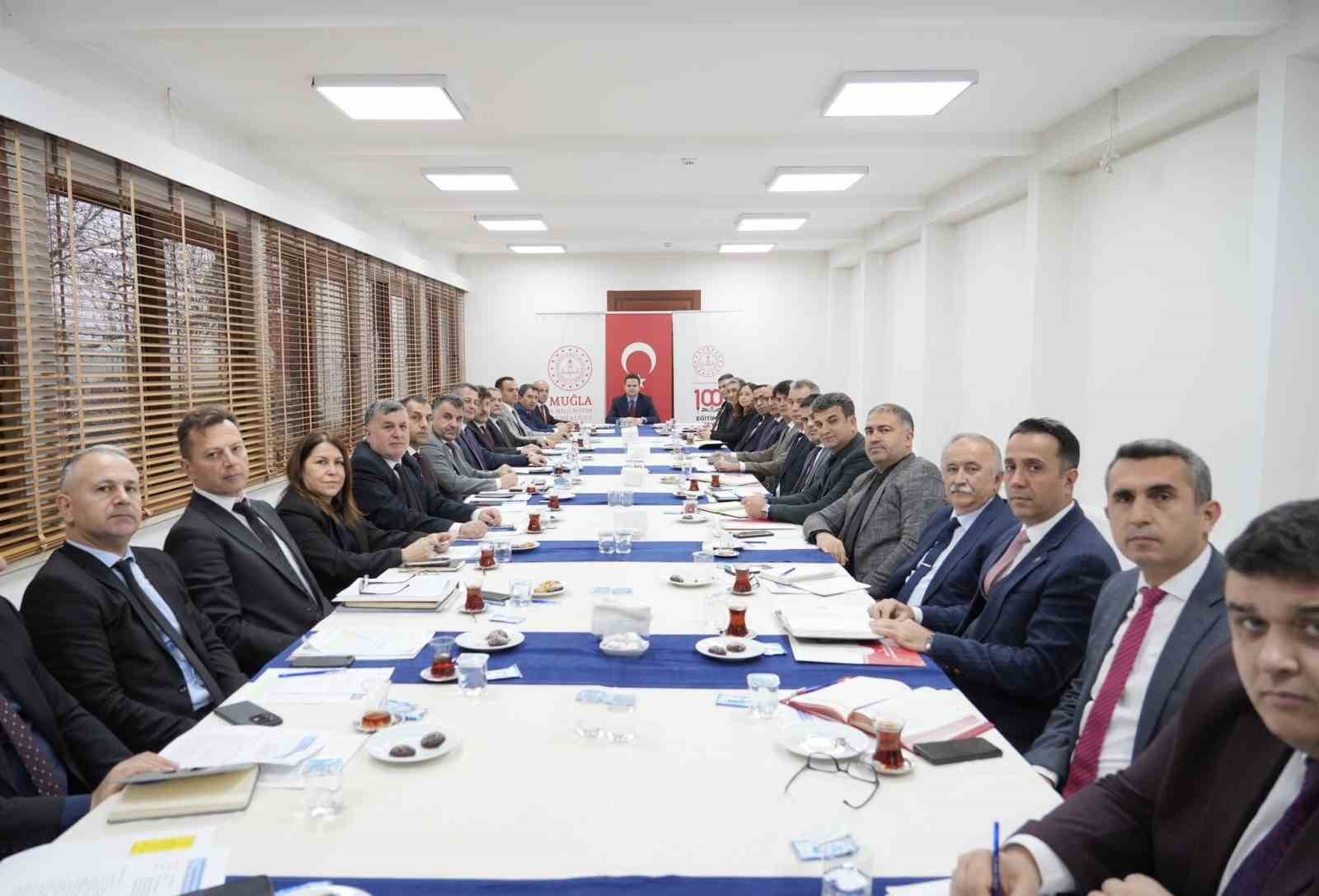 Muğla İl Millî Eğitim Müdürü Emre Çay başkanlığında toplanan 13