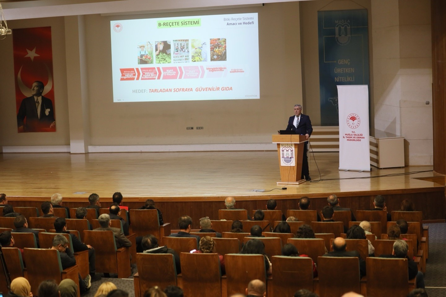 Muğla Tarım ve Orman İl Müdürlüğü ev sahipliğinde düzenlenen toplantıda