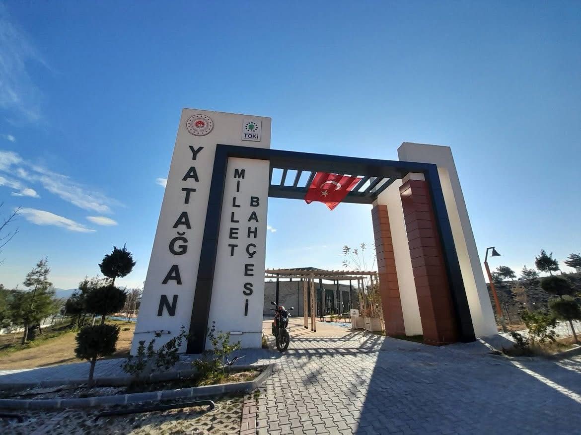 Muğla Valisi Dr. İdris Akbıyık, Yatağan Millet Bahçesi’nde devam eden