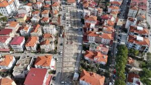 Muğla Büyükşehir Belediyesi’nin Yatağan Pazaryerinde başlattığı bakım, onarım ve tadilat