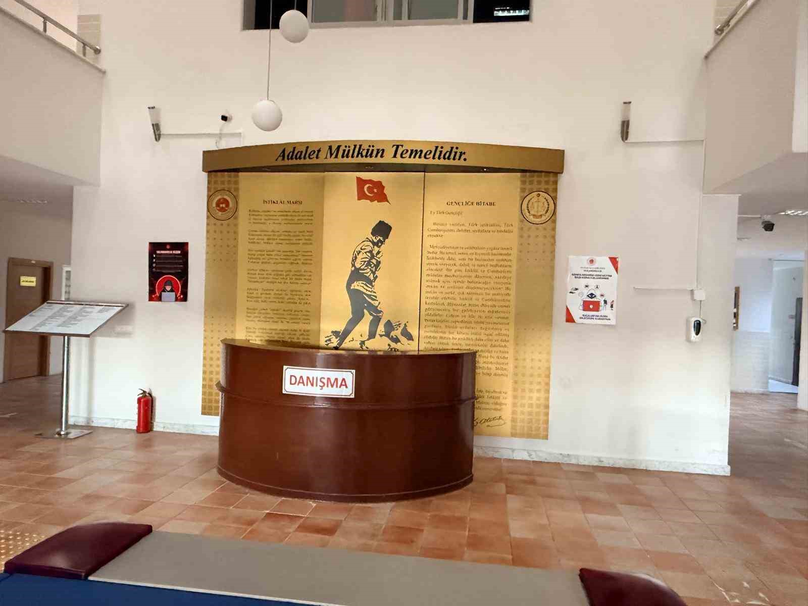 Bodrum Cumhuriyet Başsavcılığı, öğrencileri dolandırıcılık olaylarına karşı bilgilendirmek için çalışma