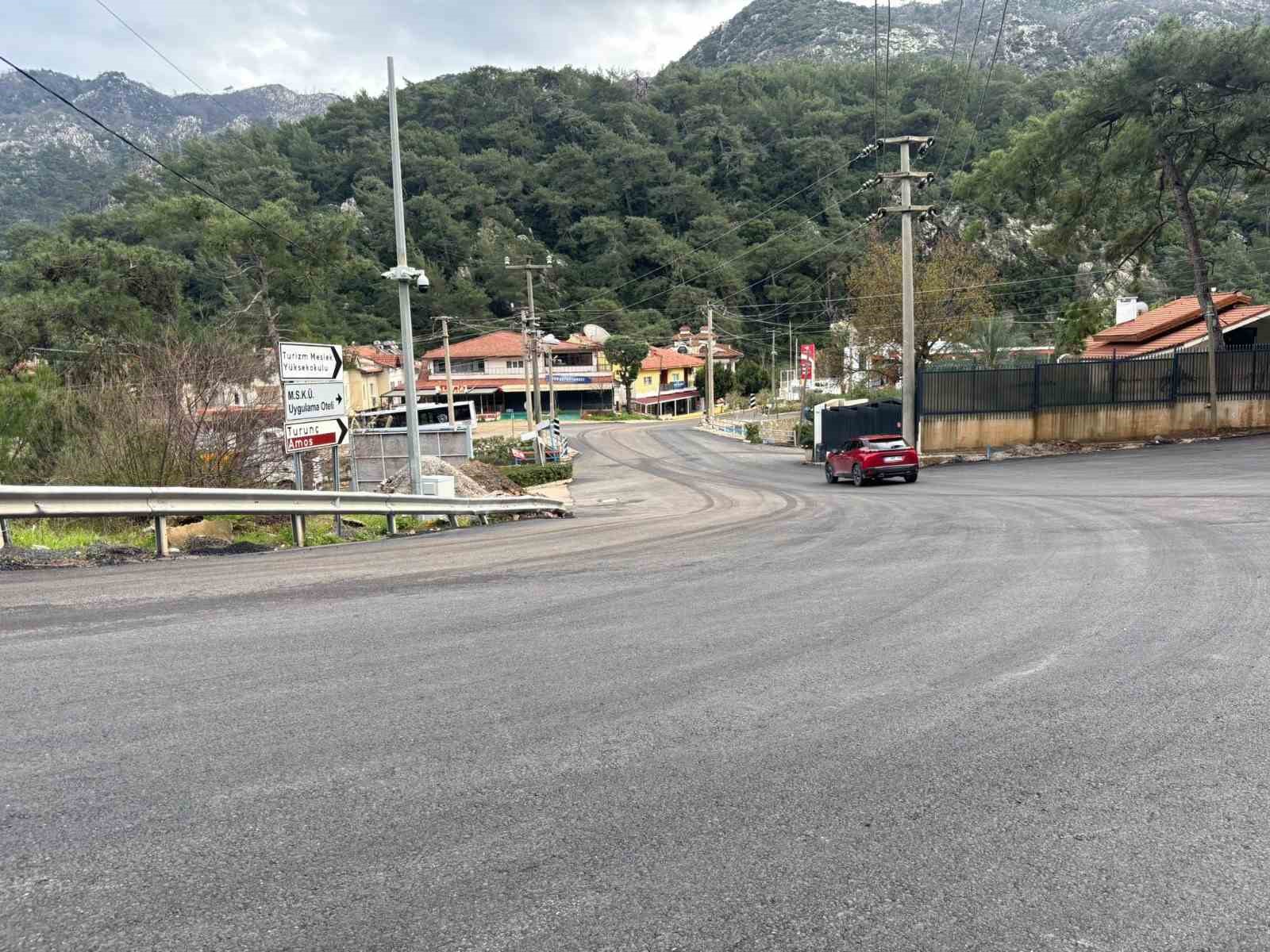 Muğla Büyükşehir Belediyesi, Marmaris İçmeler, Asparan, Turunç yol ayrımında 13