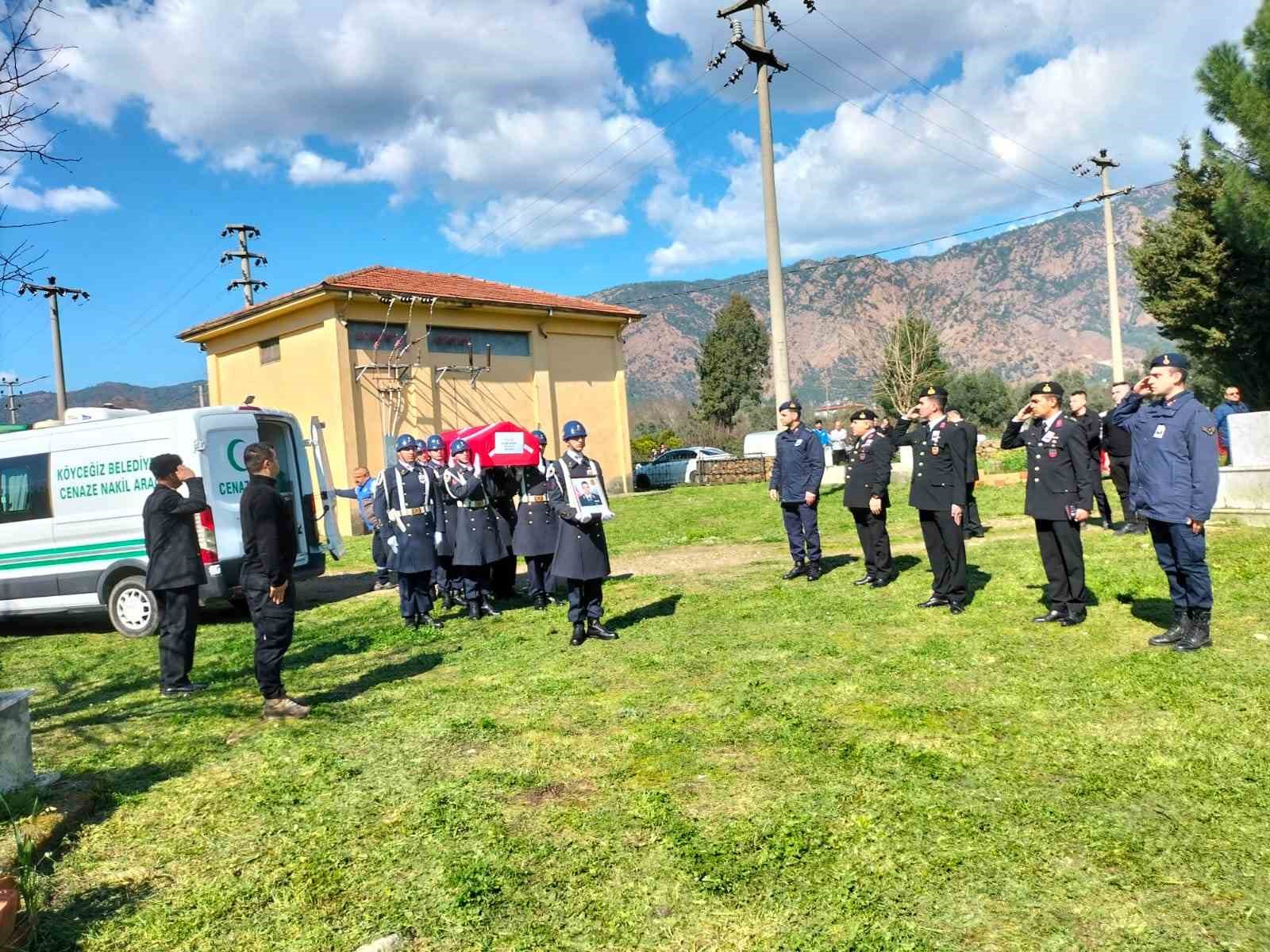 Tekirdağ’ın Marmaraereğlisi ilçesinde görev yapan ve kalp krizi sonrası hayatını