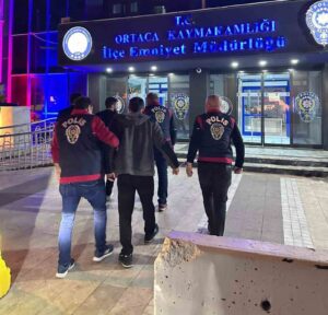 Trabzon Ağır Ceza İlamat Masası tarafından ‘Kasten öldürme’ suçundan haklarında