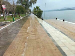 Muğla’nın Köyceğiz ilçesinde etkili olan sağanak yağışlar sonrasında su seviyesi