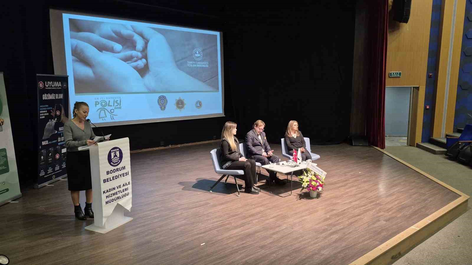 Muğla’nın Bodrum ilçesinde madde bağımlılığıyla mücadele kapsamında farkındalık programı düzenlendi.