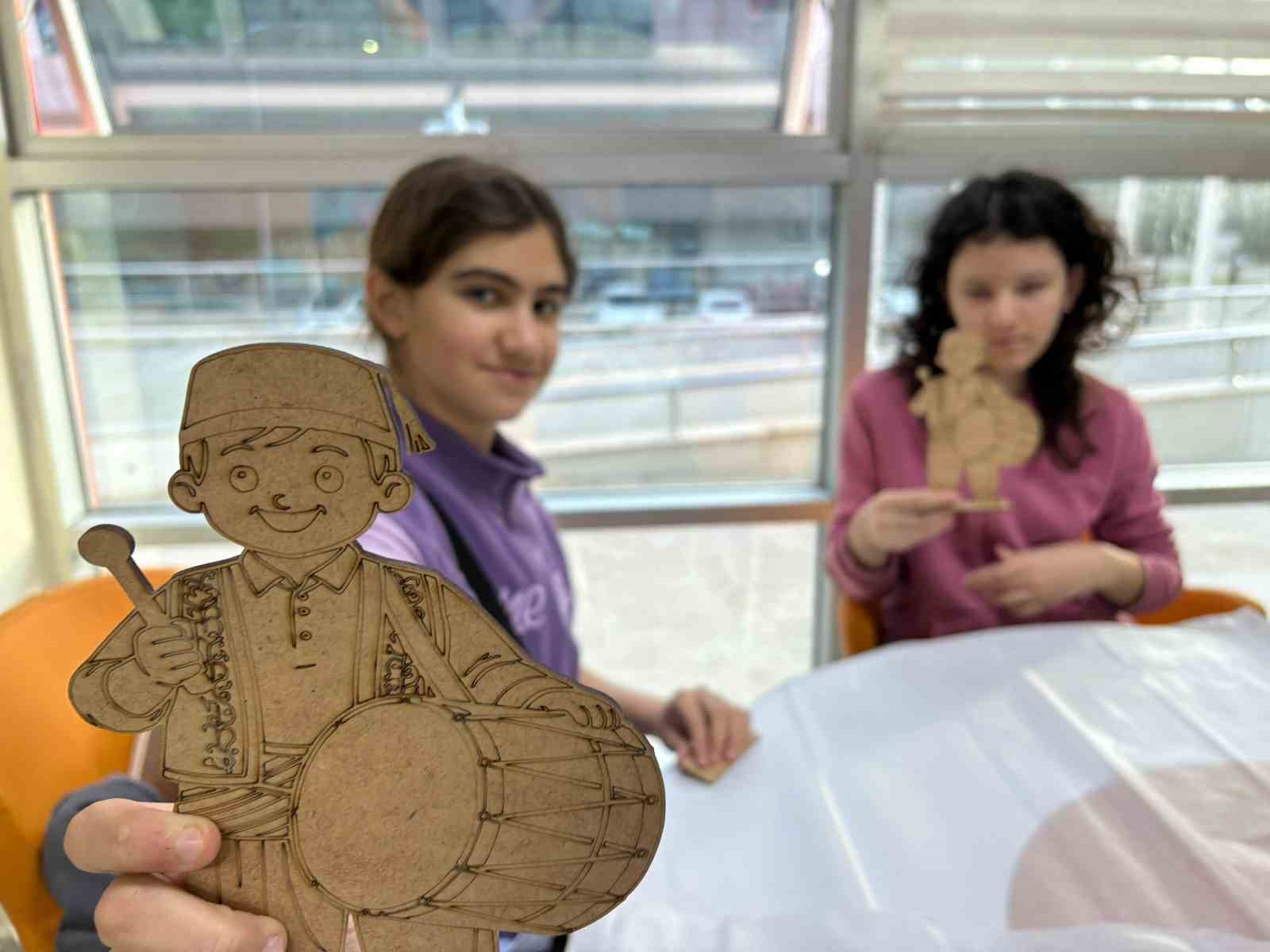 Menteşe Gençlik ve Spor İlçe Müdürlüğü bünyesindeki Uluslararası Gençlik Merkezi,