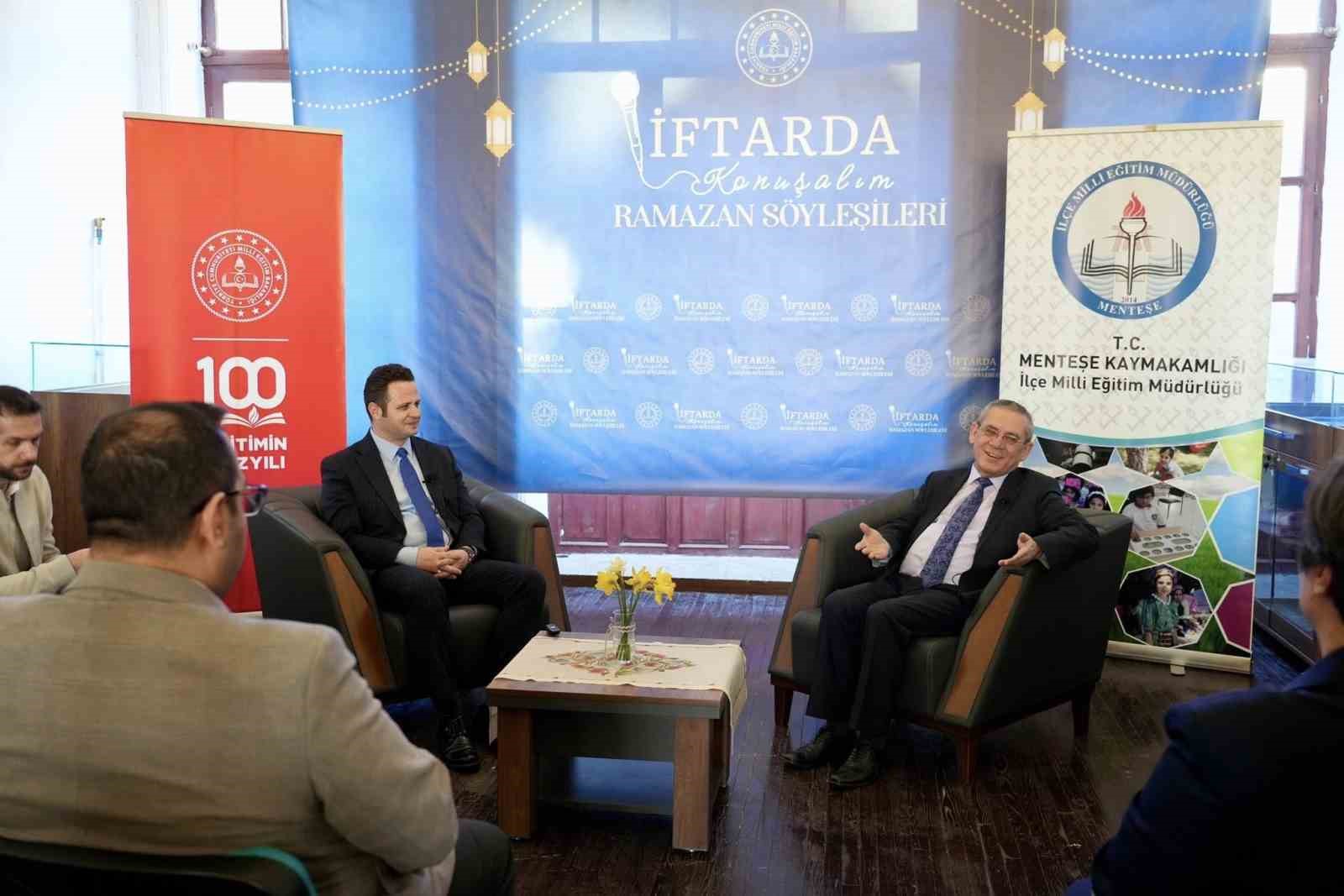 Muğla’nın Menteşe ilçesinde, "Maarifin Kalbinde Ramazan" etkinlikleri kapsamında düzenlenen "Kültür,