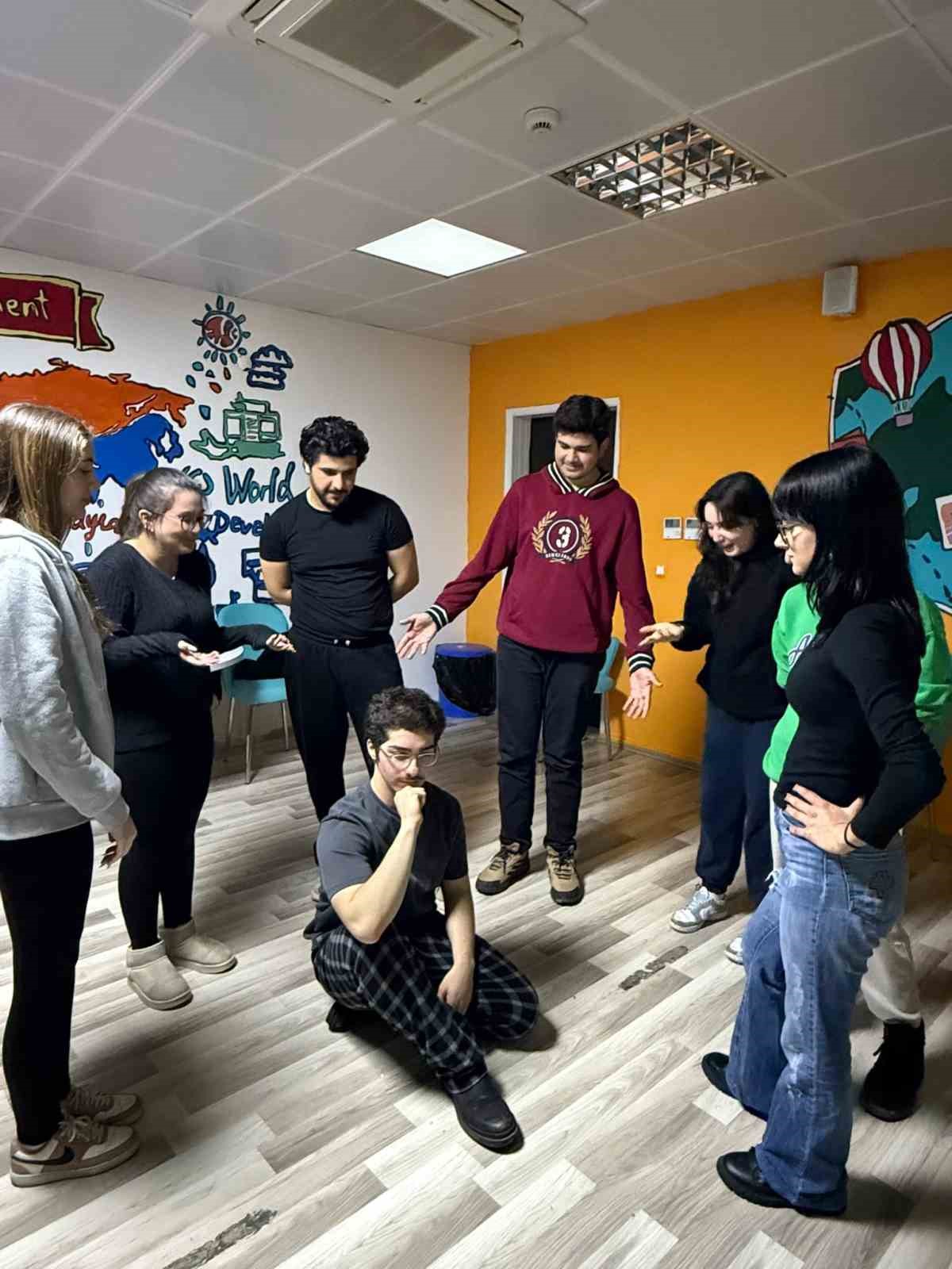 Menteşe Gençlik ve Spor İlçe Müdürlüğü bünyesindeki Uluslararası Gençlik Merkezi,