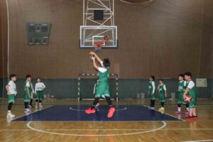 Muğlaspor Basketbol branşında 5-18 yaş arası sporculara yönelik altyapı çalışmaları
