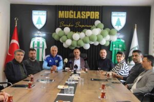 Muğlaspor Kulübü Başkanı Menaf Kıyanç ve Teknik Direktör Besim Durmuş,