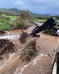 Muğla’da devam eden sağanak yağışlarda birçok bölgede taşkın ve sel