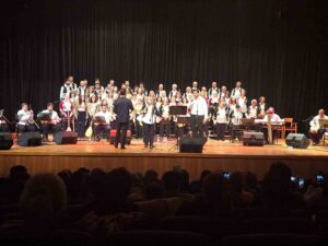 Muğla Büyükşehir Belediyesi Nilüfer Caner 100 Yaş Evi Korosu ile