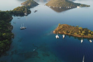 Yeni düzenlemeye göre bir tekne aynı koyda en fazla 3