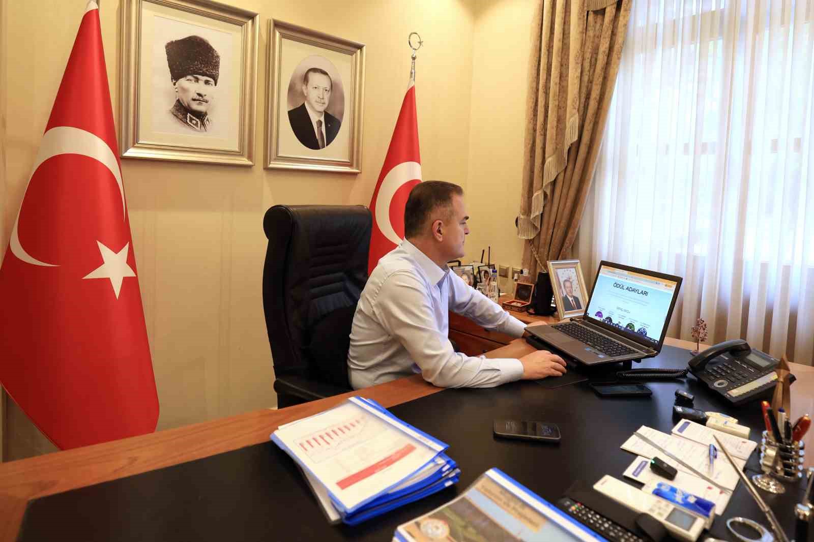 Muğla Valisi Dr. İdris Akbıyık, Dünya Okçuluk Federasyonu tarafından düzenlenen