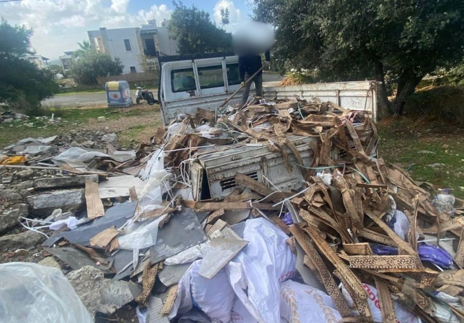 Bodrum Belediyesi Zabıta Müdürlüğü ekipleri, halk sağlığının korunması ve çevre