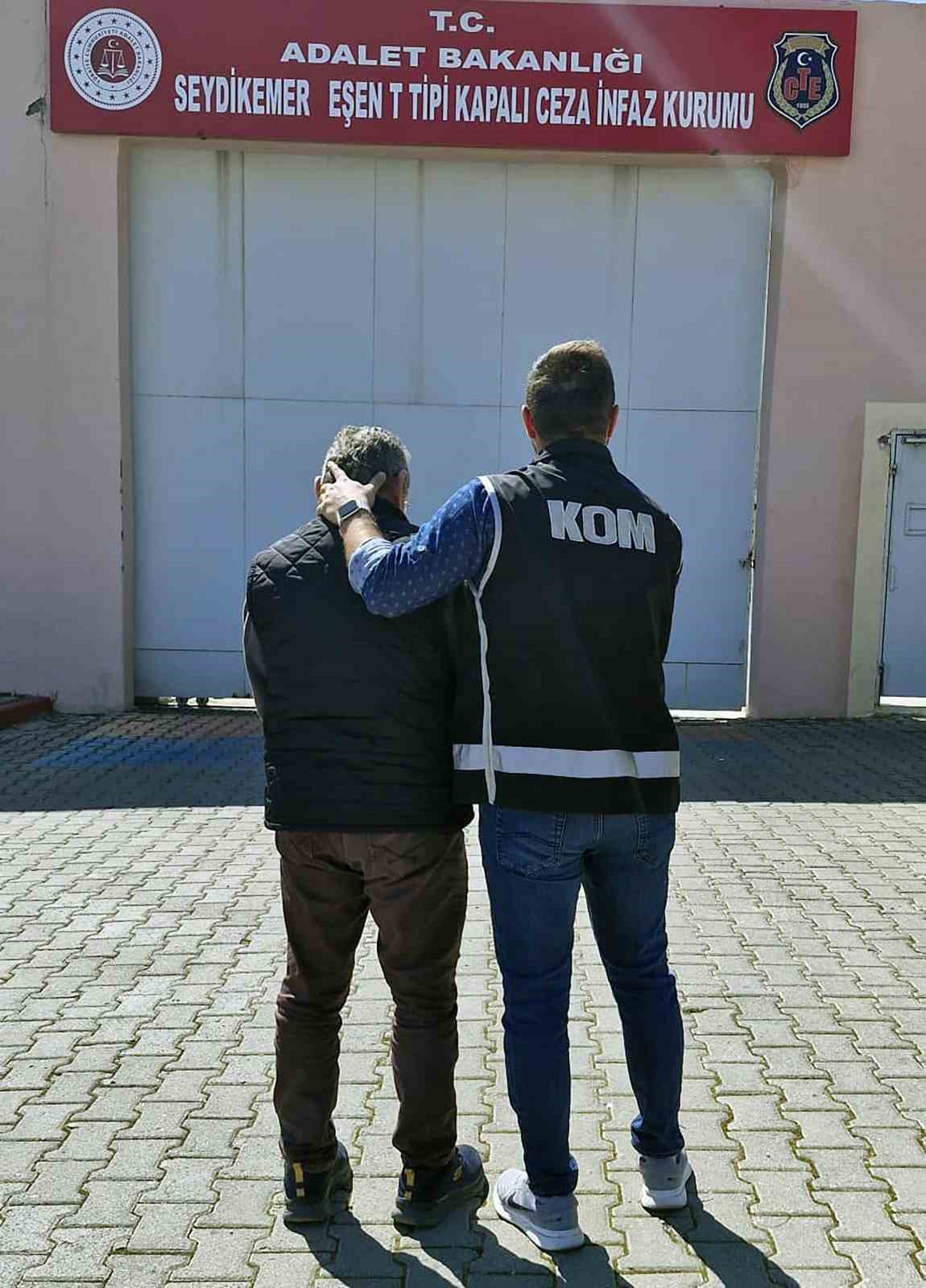 Muğla Emniyet Müdürlüğü ekipleri tarafından FETÖ silahlı terör örgütü mensuplarının