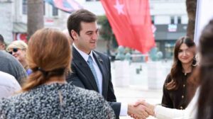 Bodrum Belediye Başkanı Tamer Mandalinci, Ramazan Bayramı dolayısıyla belediye binası