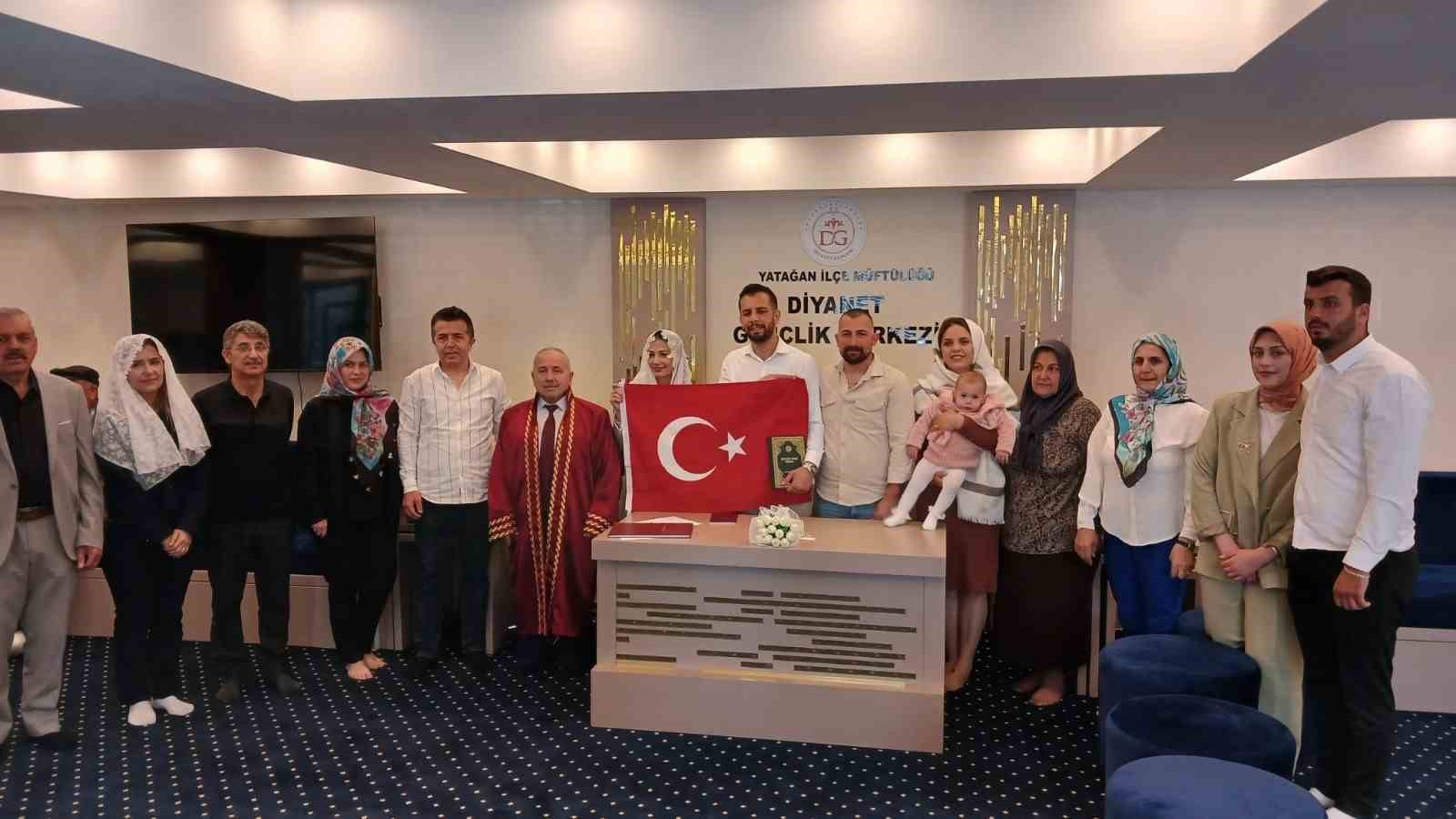 Yatağan İlçe Müftülüğü, evlendirme memurluğu yetkisi kapsamında nikah hizmetlerini sürdürmeye