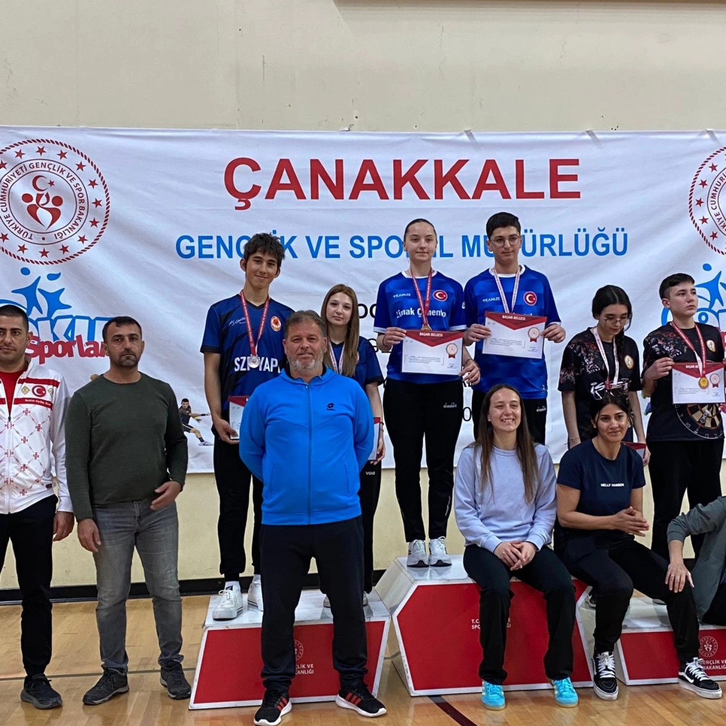 Muğla’nın Köyceğiz ilçesi Naip Hüseyin Anadolu Lisesi Floor Curling Genç