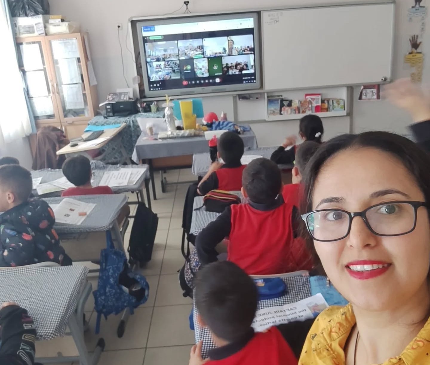 Muğla’nın Köyceğiz ilçesi Yangı İlkokulu öğrencileri 10 ülkenin öğrencileri ile