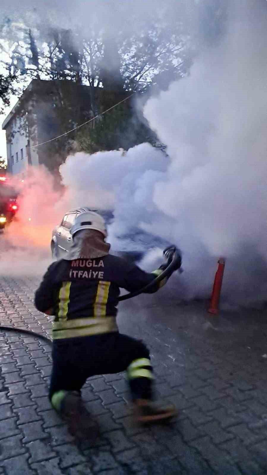 Muğla’nın Köyceğiz ilçesine bağlı Ulucami Mahallesi’nde, Denizcilik Lisesi arkasında park