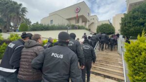 Marmaris Cumhuriyet Başsavcılığı tarafından Marmaris Belediyesi’ne yönelik düzenlenen operasyon kapsamında