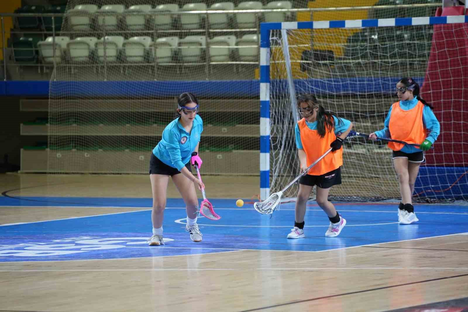 Gençlik ve Spor Bakanlığı (GSB) Spor Okulları bünyesinde faaliyetlerini sürdüren