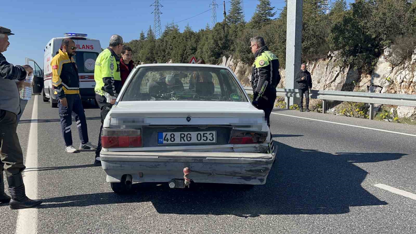 Muğla’nın Menteşe ilçesinde, hastane çıkışı stres atmak için balık avına