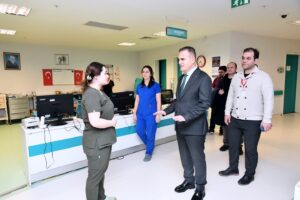 Muğla Valisi Dr. İdris Akbıyık, Muğla Eğitim ve Araştırma Hastanesi’ni