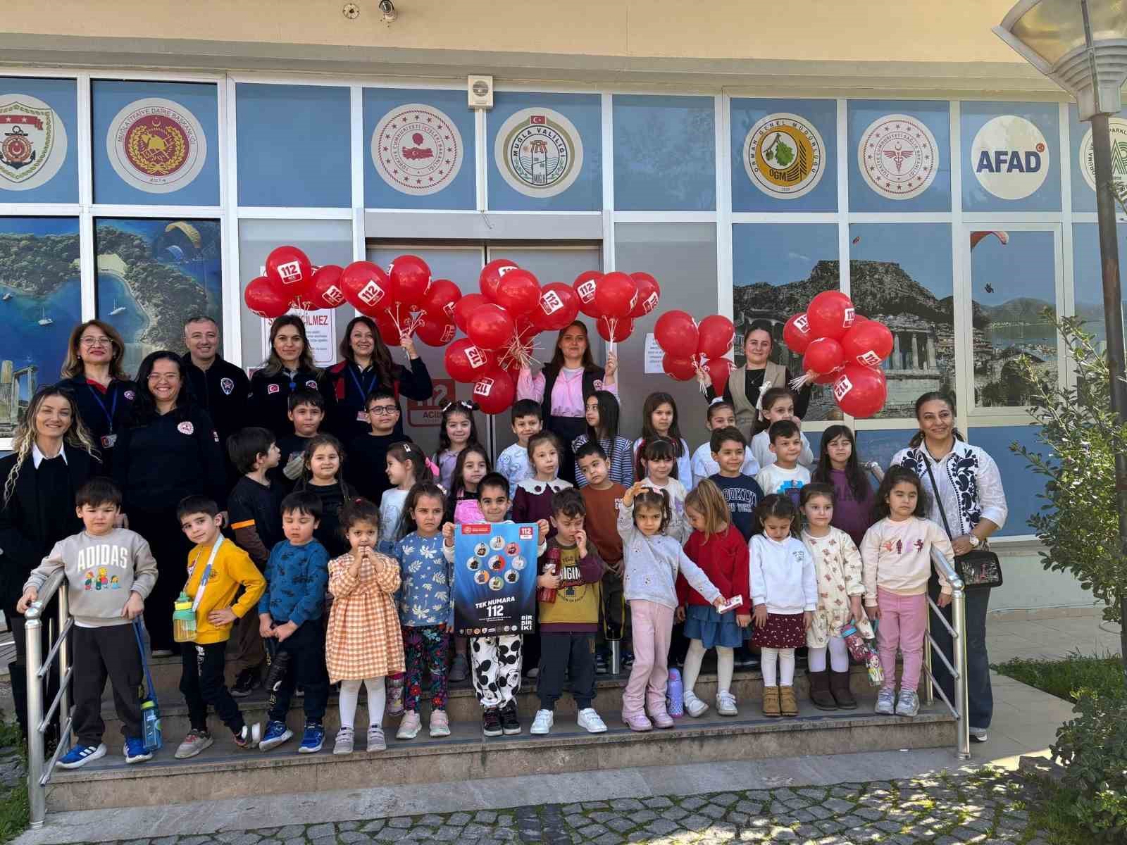 Eğitim ve güvenliğin erken yaşta başladığına olan inançla gerçekleştirilen etkinliklerde,