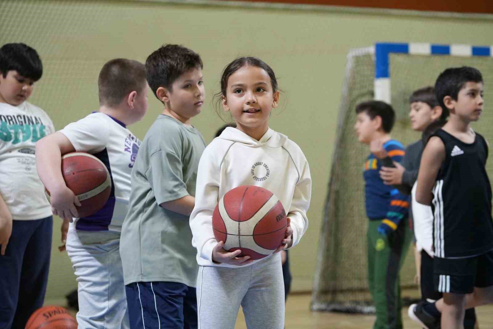 Gençlik ve Spor Bakanlığı (GSB) bünyesinde faaliyet gösteren Muğla spor