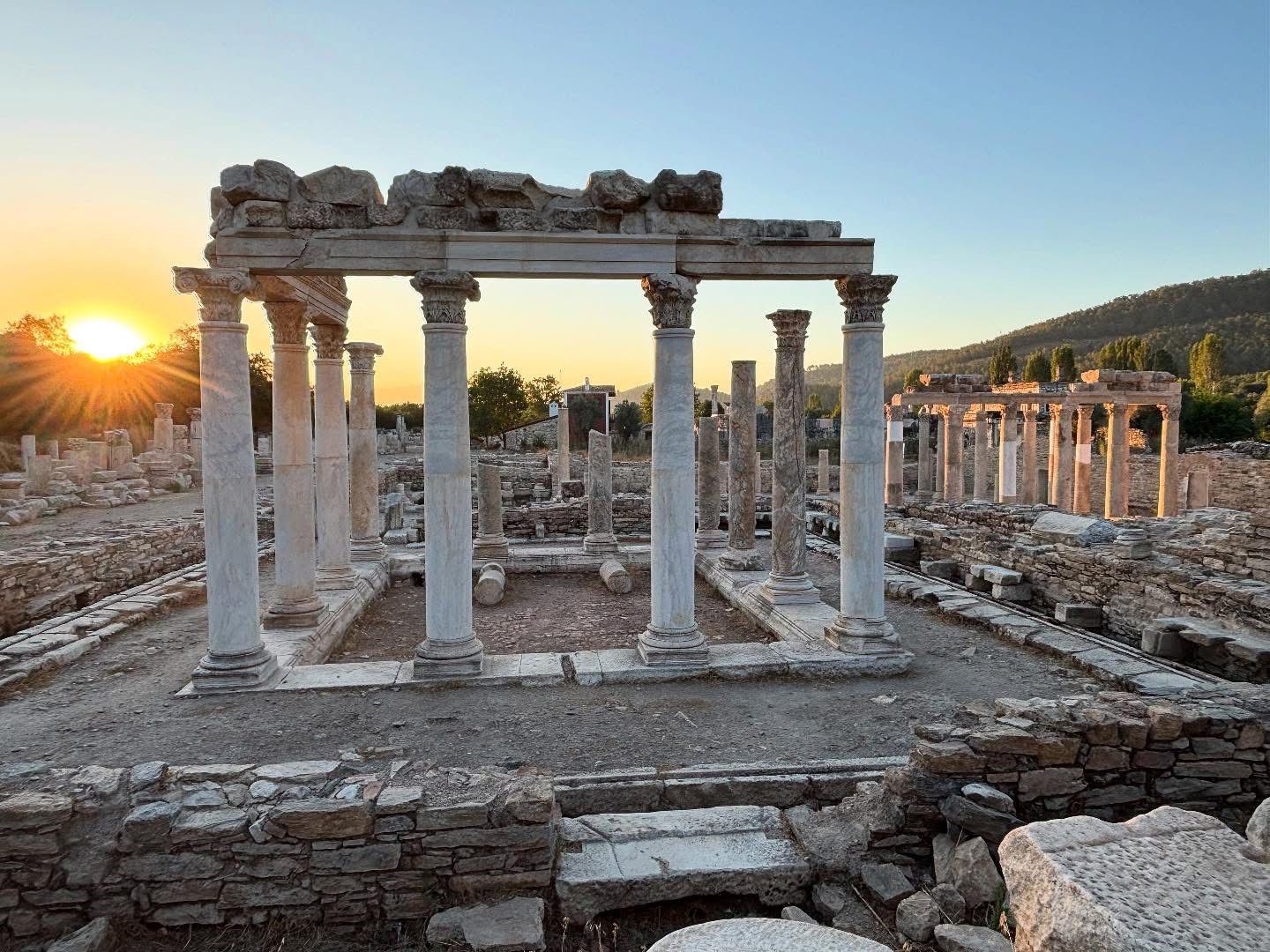 Muğla’nın Yatağan ilçesinde yer alan ve Karia bölgesinin en önemli