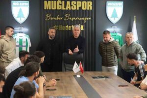 Geçen sezon takımı 3. Lig’den alıp 2. Lig’e taşıyan Teknik