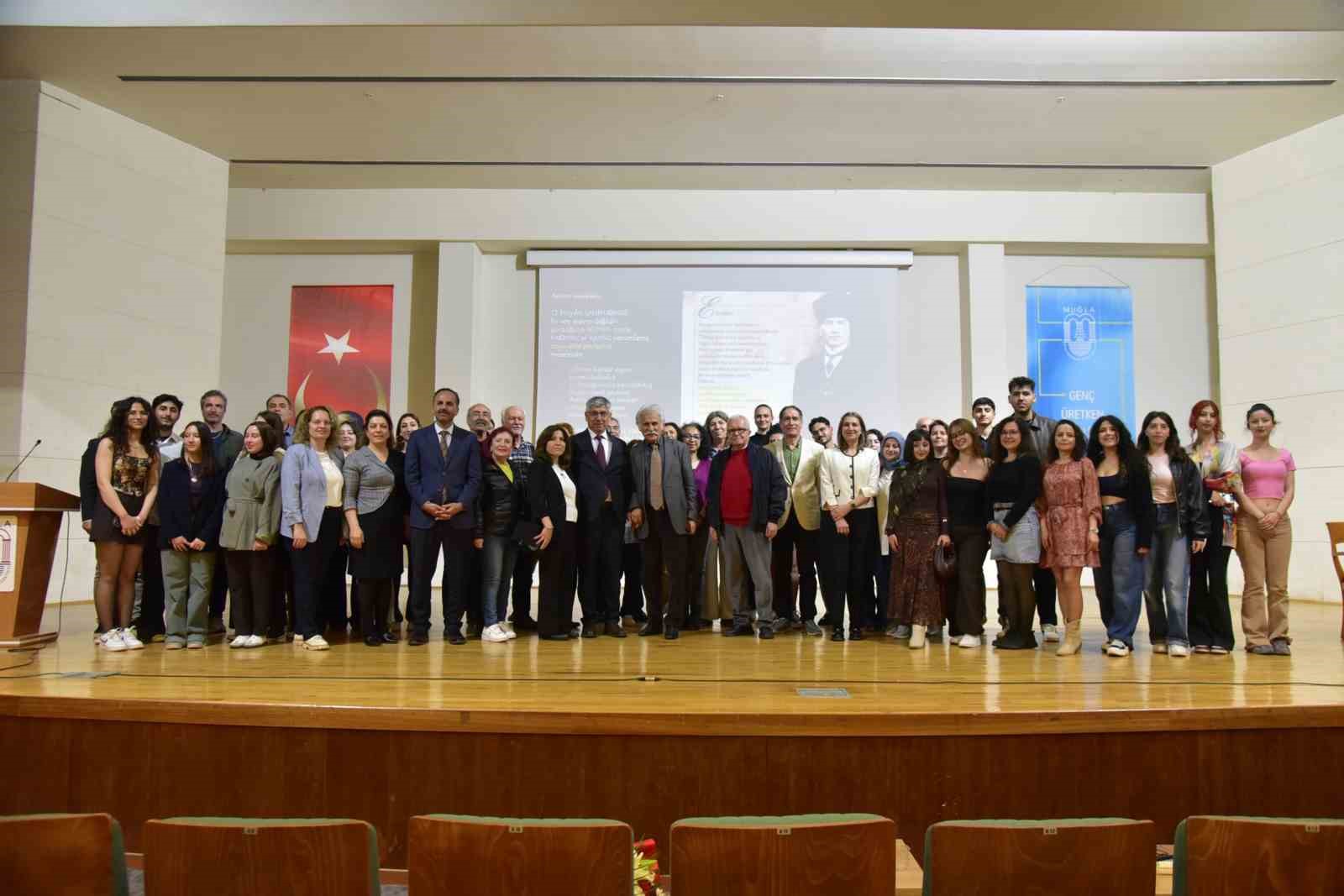 Anadolu arkeolojisi alanında önemli çalışmaları bulunan Türk arkeolog ve akademisyen