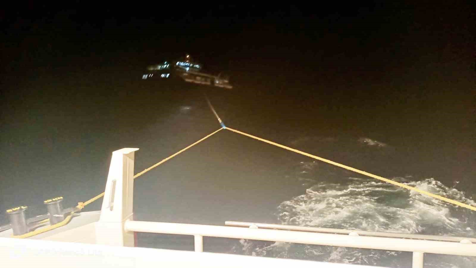 Muğla’nın Fethiye ilçesi açıklarında makine arızası yaşayan 31 metre uzunluğundaki