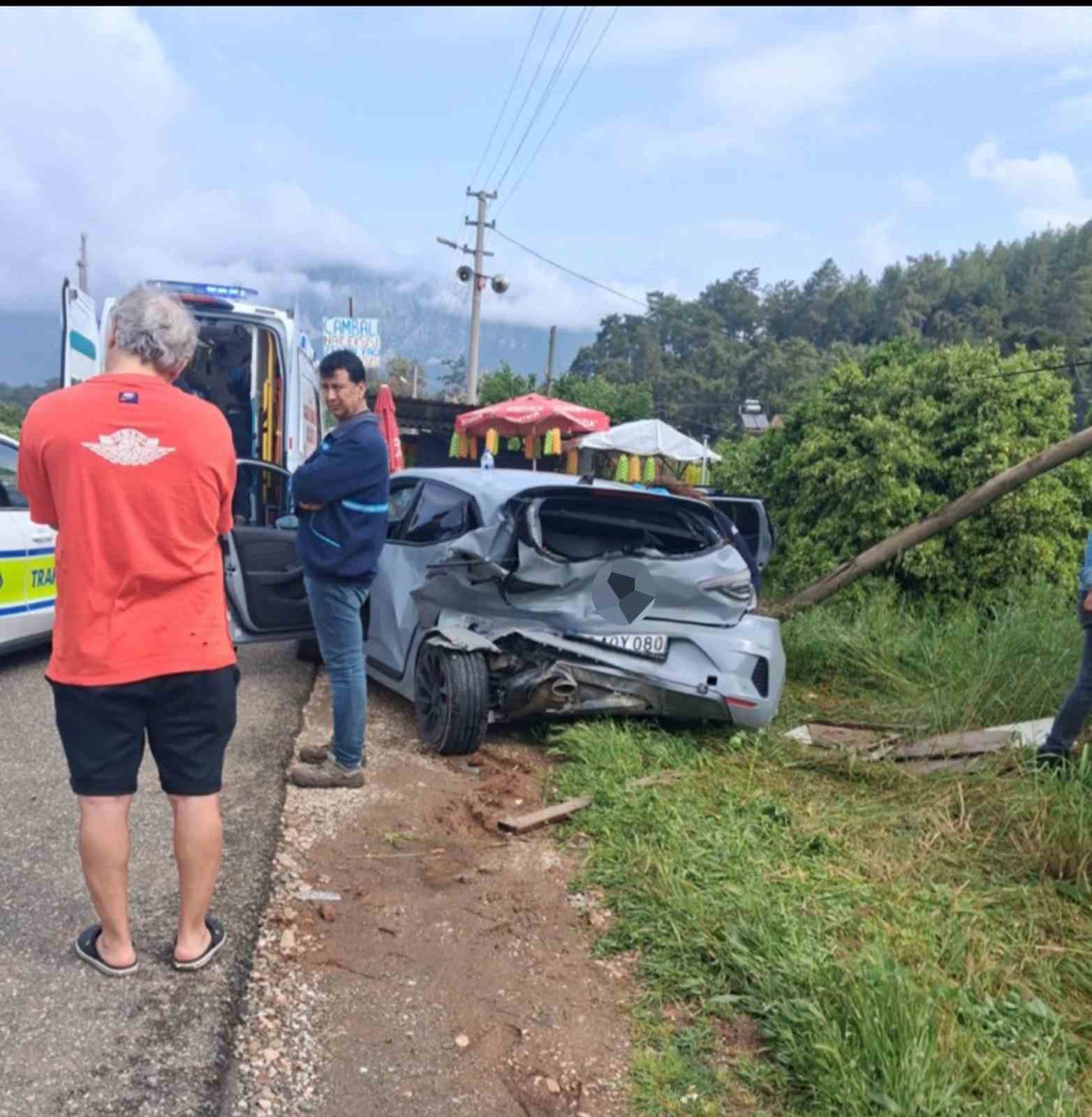 Muğla’nın Gökova Kavşağı ile Marmaris arasında bulunan Gökçe mevkiinde iki