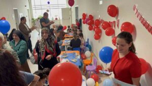 Muğla’nın Bodrum ilçesinde, Bodrum Devlet Hastanesi’nde tedavi gören çocuklar için