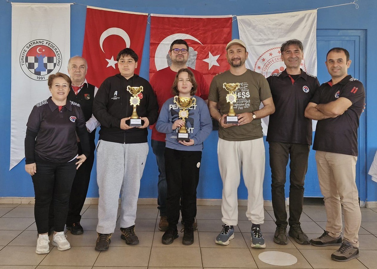 Muğla’nın Köyceğiz ilçesinde, 23 Nisan Ulusal Egemenlik ve Çocuk Bayramı