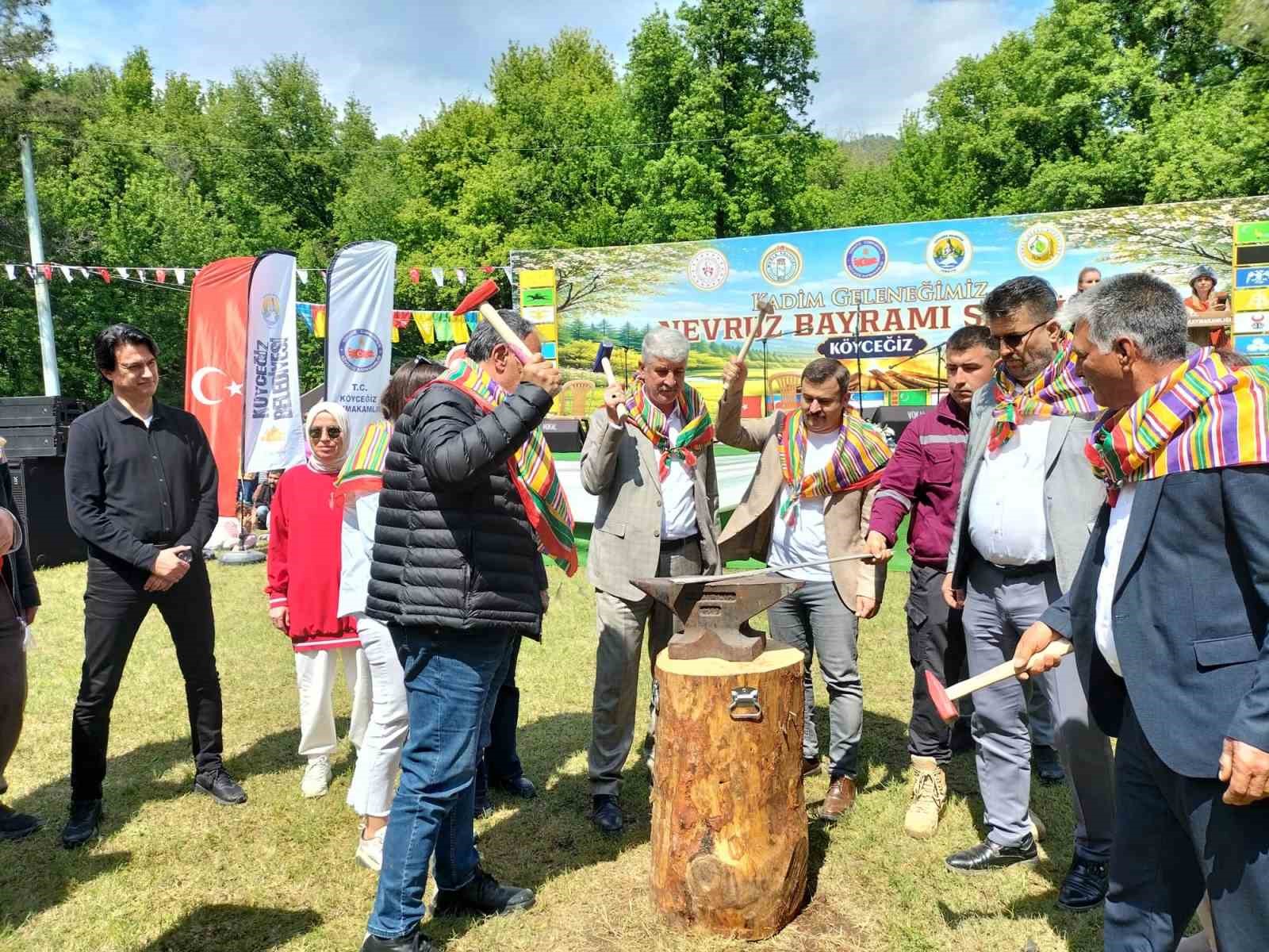 Muğla’nın Köyceğiz ilçesinde kaymakamlık tarafından organize edilen baharın gelişi, birlik