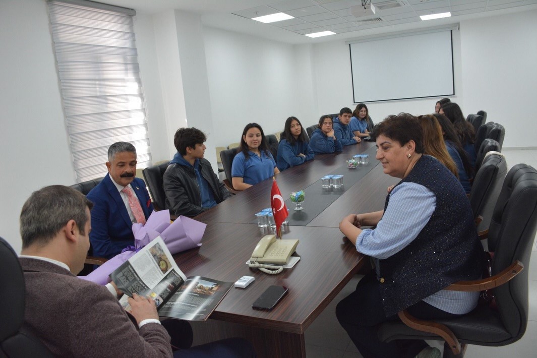 Muğla’nın Köyceğiz ilçesinde Anadolu Lisesi bünyesinde hazırlanan bilimsel içerikleri ile