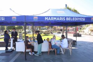Marmaris Belediyesi’nin düzenlediği ’Sağlıklı Yaş Alma’ etkinliğinde 30 yaş üstü